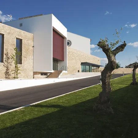 Real Abadia, Congress & 4*